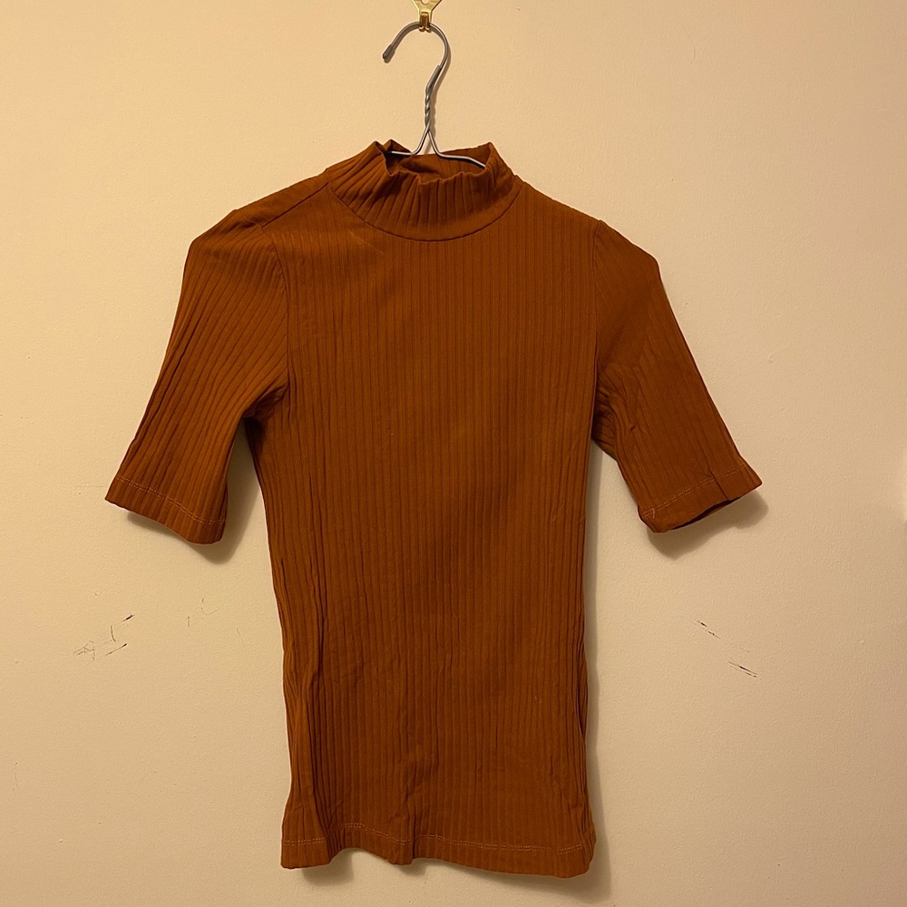 Frank & Oak: Mock Turtleneck